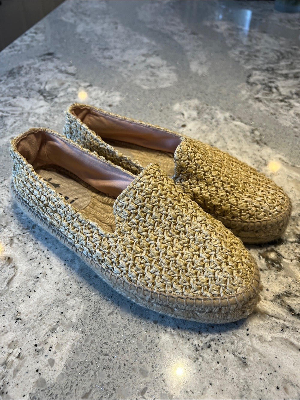 Manebi Yucatan Raffia Net Double Sole Espadrilles Size 40 Excellent Condition